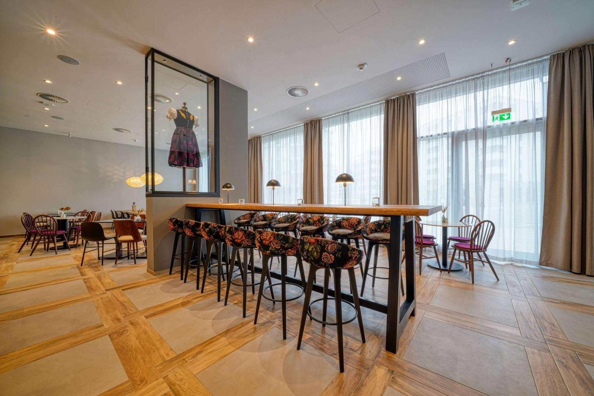 Vienna House Easy By Wyndham Freiburg City Eksteriør bilde